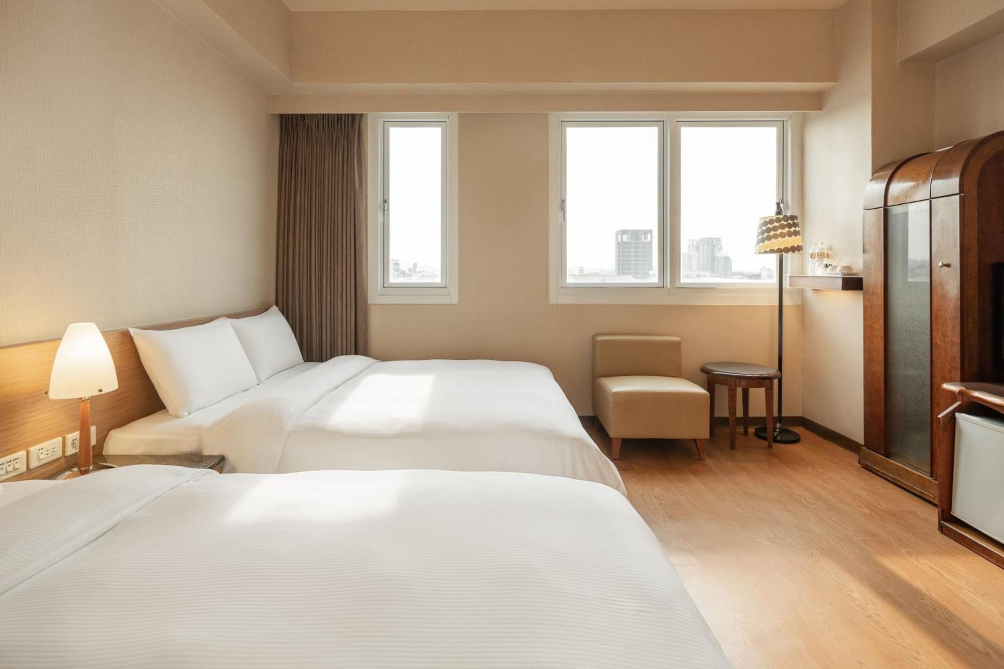 Kindness Hotel Wu-Jia Kaohsiung Room photo