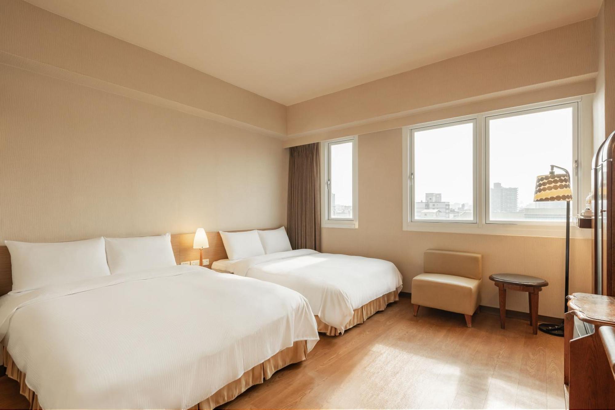 Kindness Hotel Wu-Jia Kaohsiung Room photo