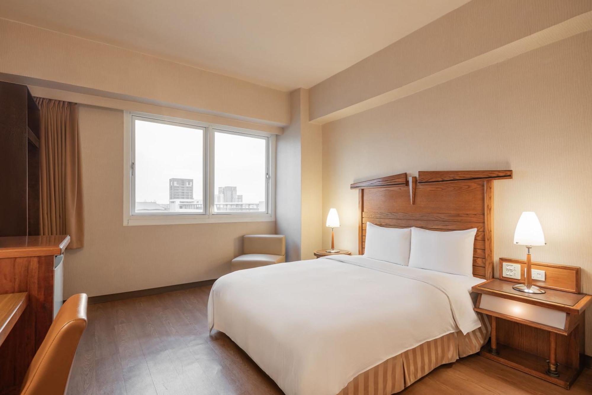 Kindness Hotel Wu-Jia Kaohsiung Room photo