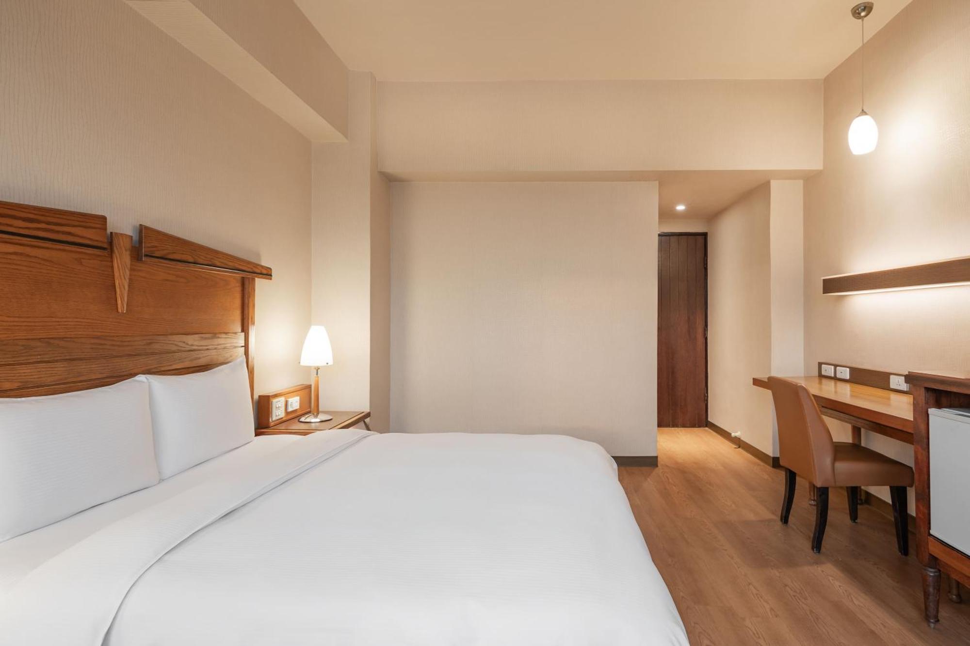 Kindness Hotel Wu-Jia Kaohsiung Room photo