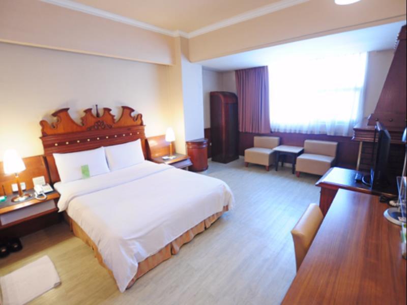 Kindness Hotel Wu-Jia Kaohsiung Exterior photo