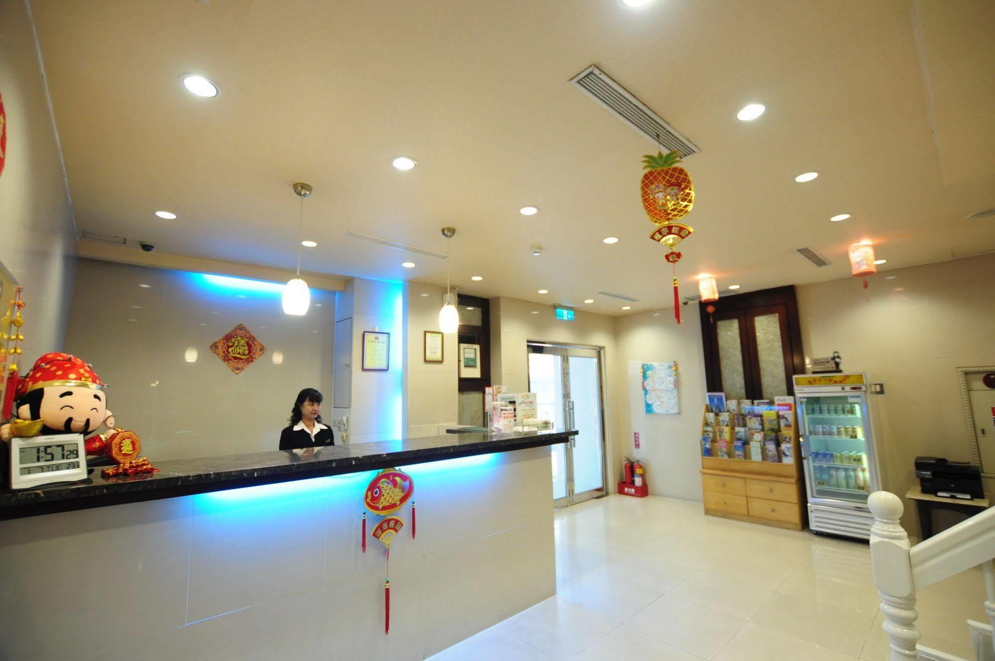 Kindness Hotel Wu-Jia Kaohsiung Exterior photo